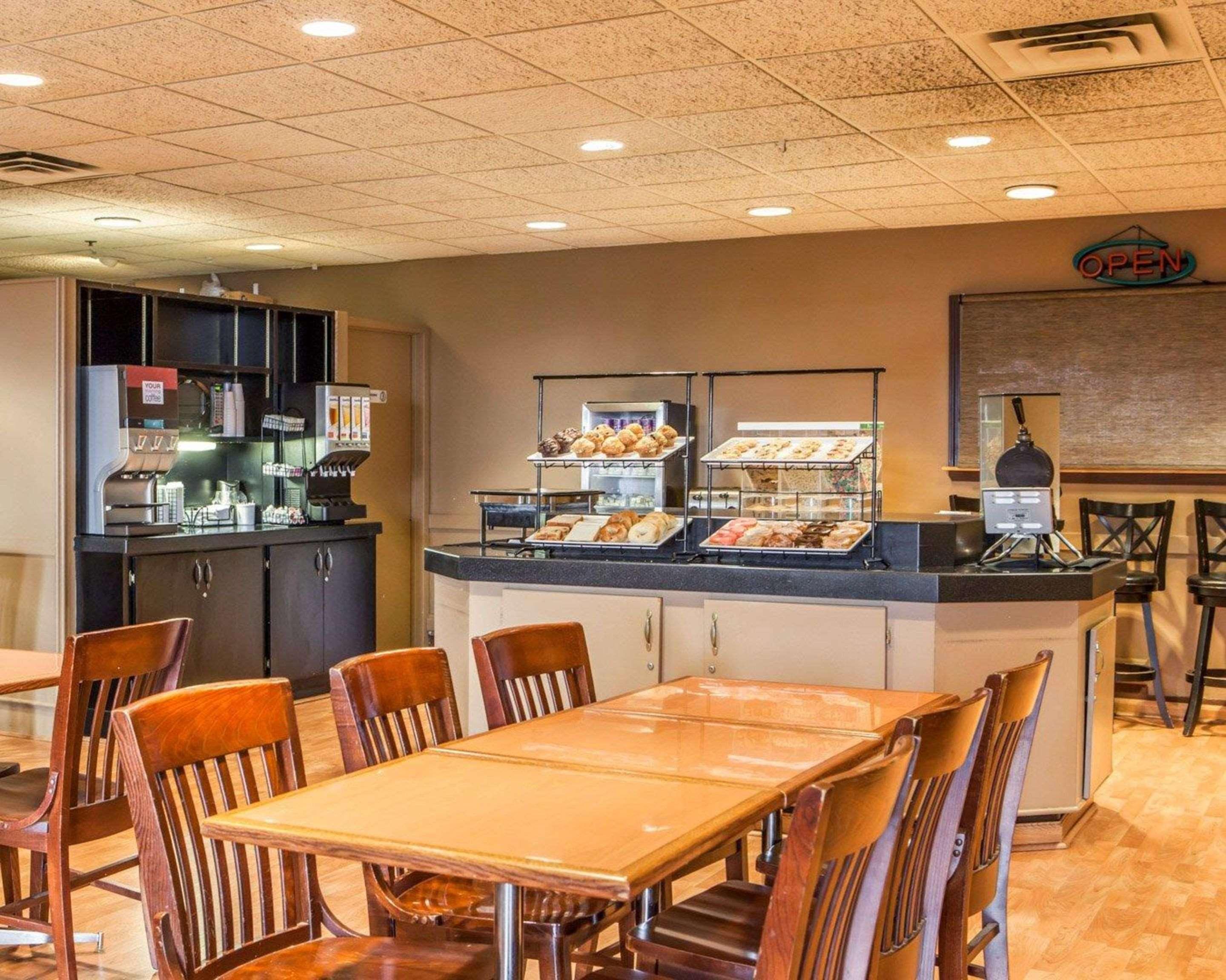 Quality Inn & Suites Orland Park - Chicago Eksteriør billede