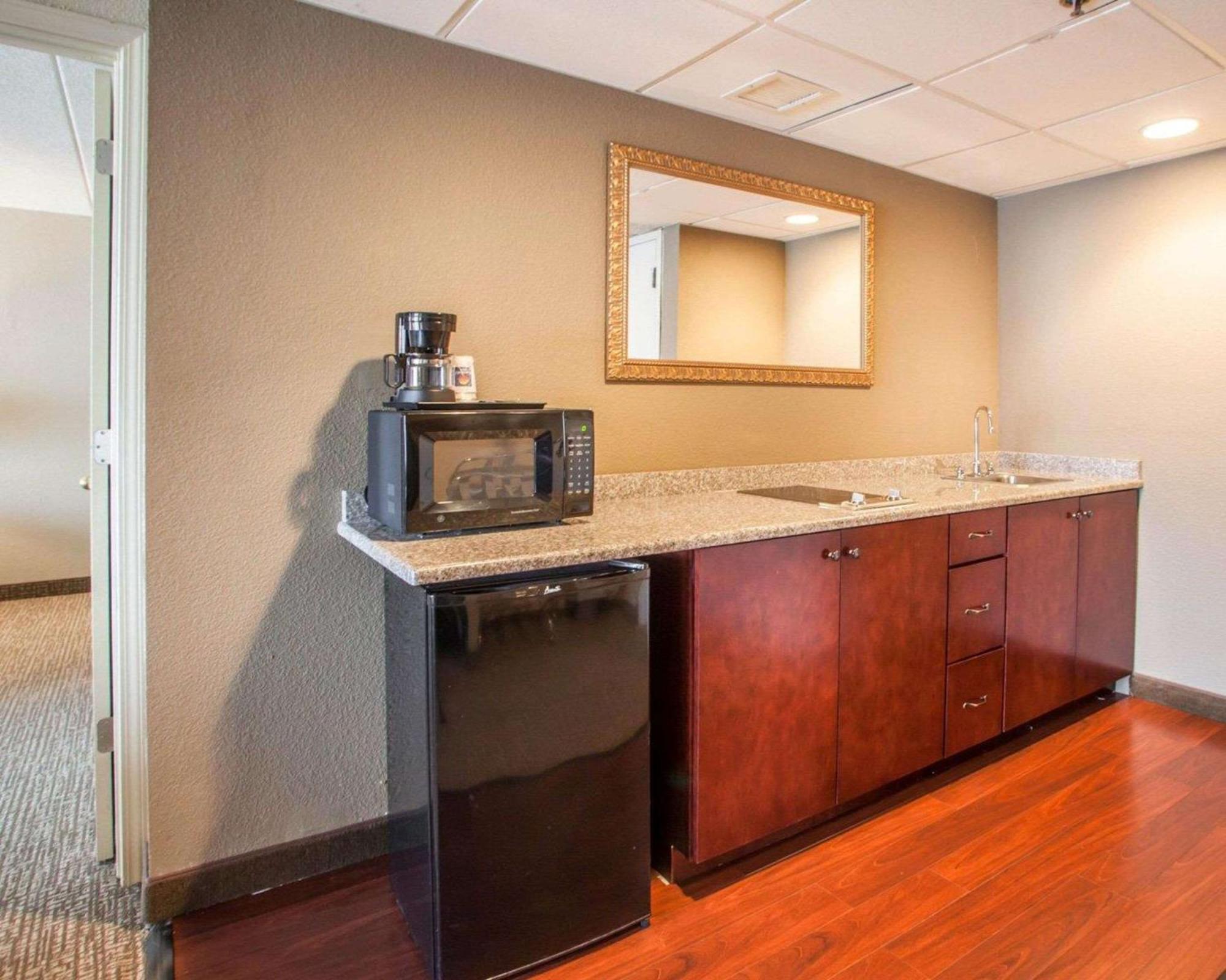 Quality Inn & Suites Orland Park - Chicago Eksteriør billede