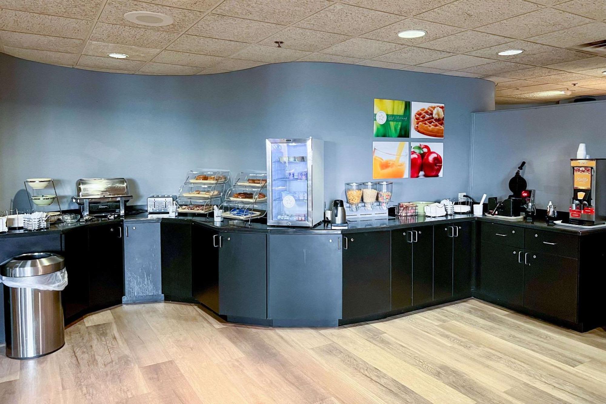 Quality Inn & Suites Orland Park - Chicago Eksteriør billede