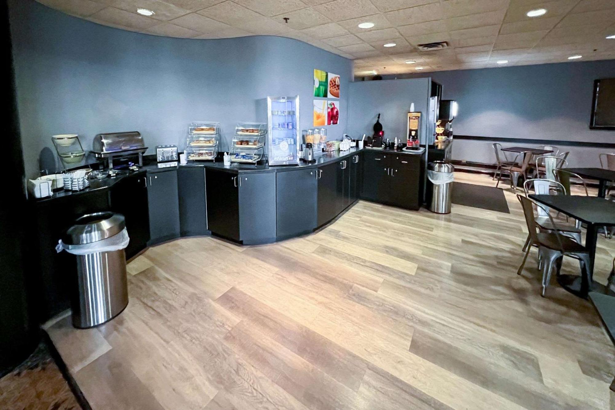 Quality Inn & Suites Orland Park - Chicago Eksteriør billede