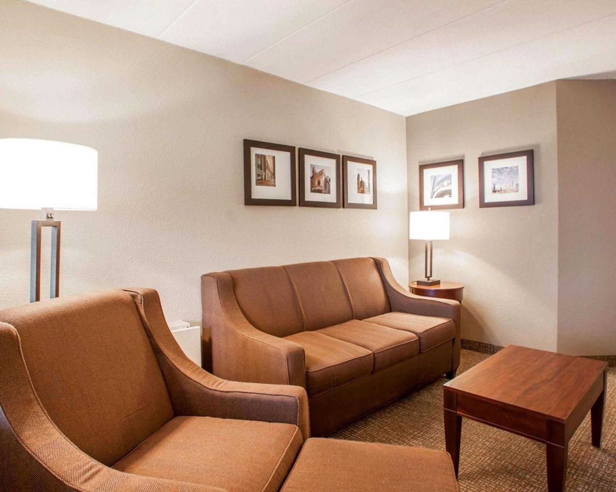 Quality Inn & Suites Orland Park - Chicago Eksteriør billede